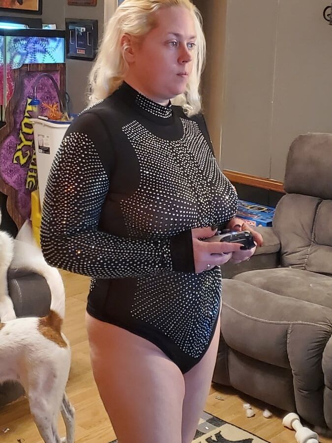 TN-Hotwife