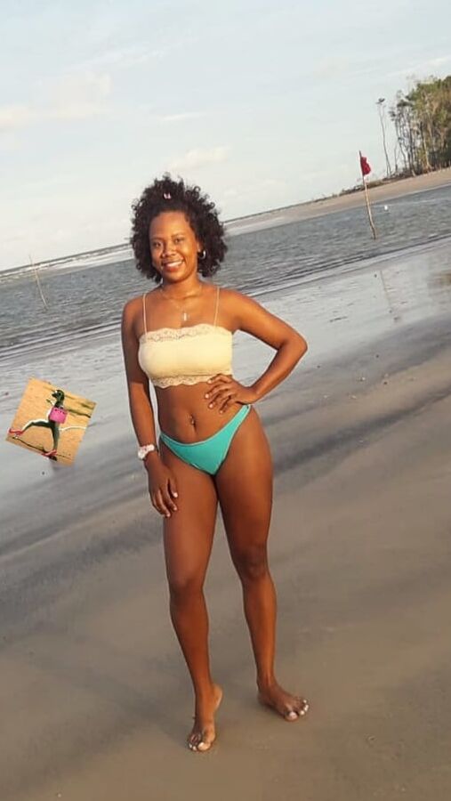 Ebony Neguinha gostosa
