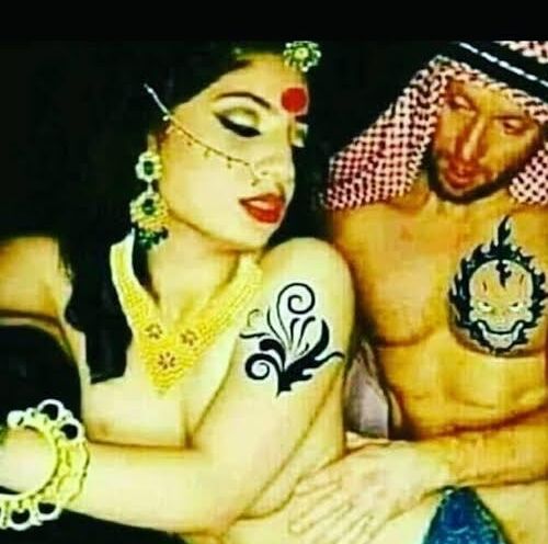 Sanskari aurtein bitch
