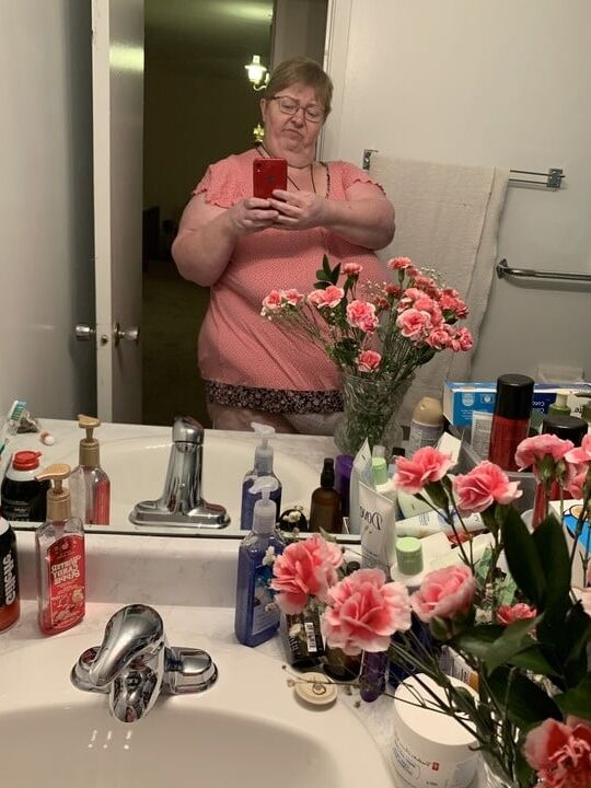 Hoodyman SSBBW . Fat pigs exposed more.