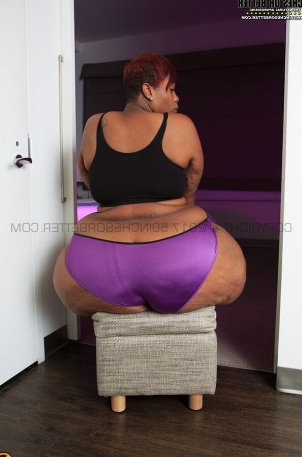 Thick legs Emerald