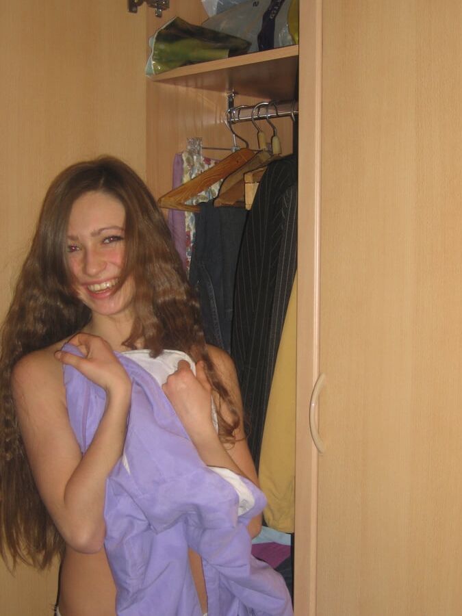 pics of a girl looking like my ex