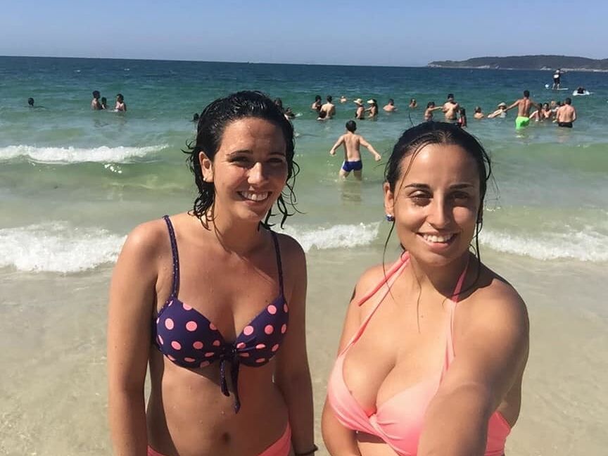 (ARG): Ale&;s little ass or Flavia&;s melons?
