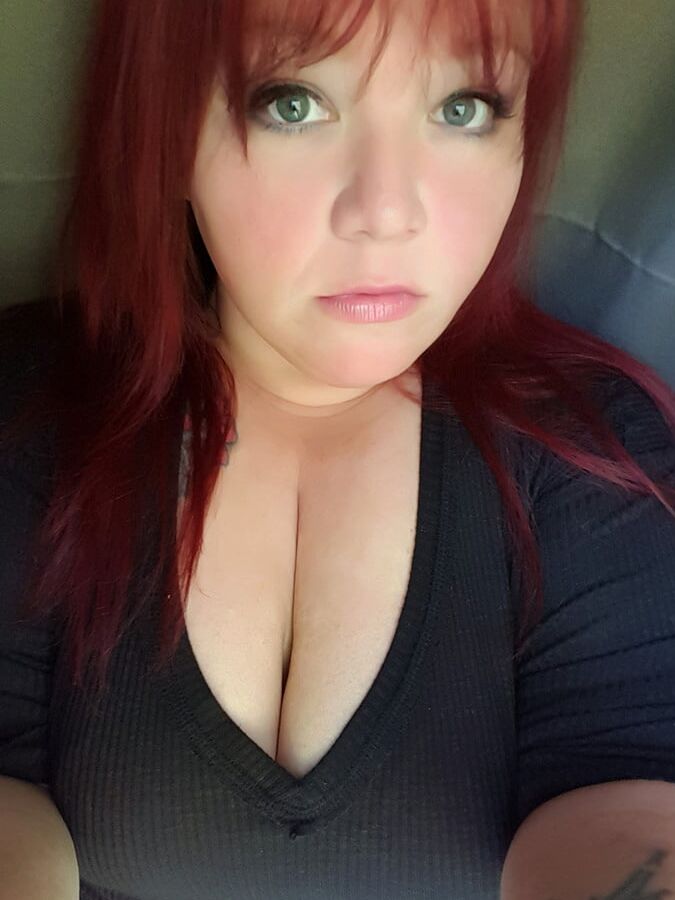 More Hot Amateur Moms
