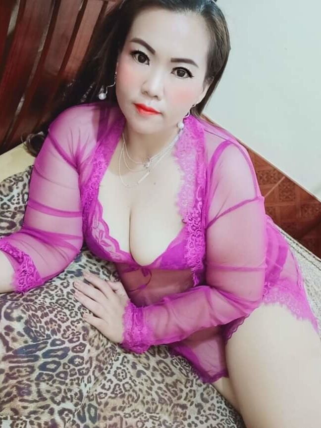 Thai mother