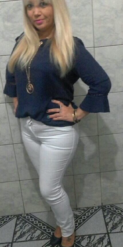 MILF LENA