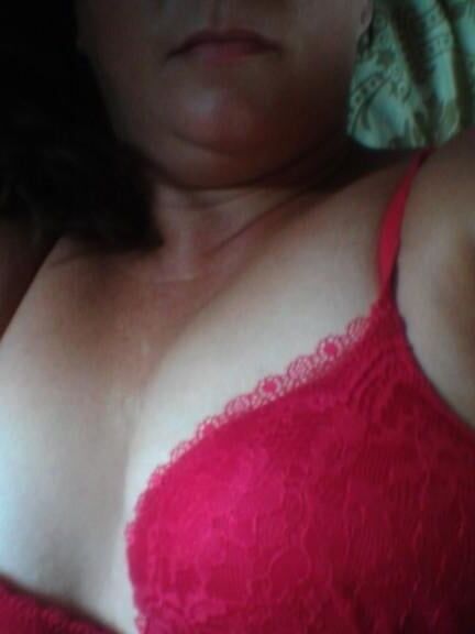 Kelly C ()