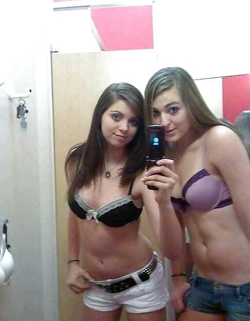 Lingerie Sluts ()