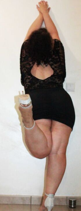 Snevla in black