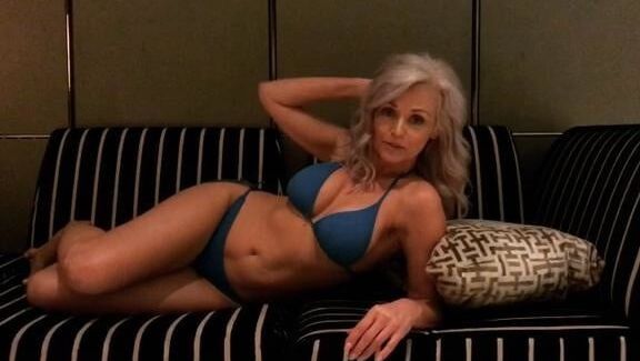 Sexy MILF Kathy Jacobs