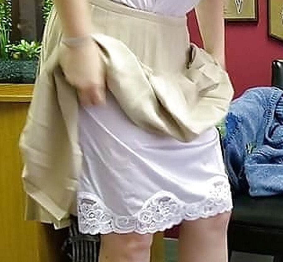 Sexy Lacy Lingerie Halfslips Full Slips Camisoles &amp; Panties