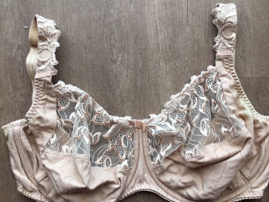 Used G cup bras