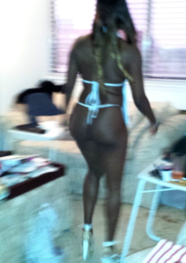 DAMN SHE GOT DAT WORK