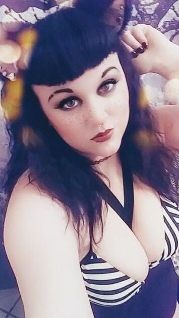 Amateur Goth Slut