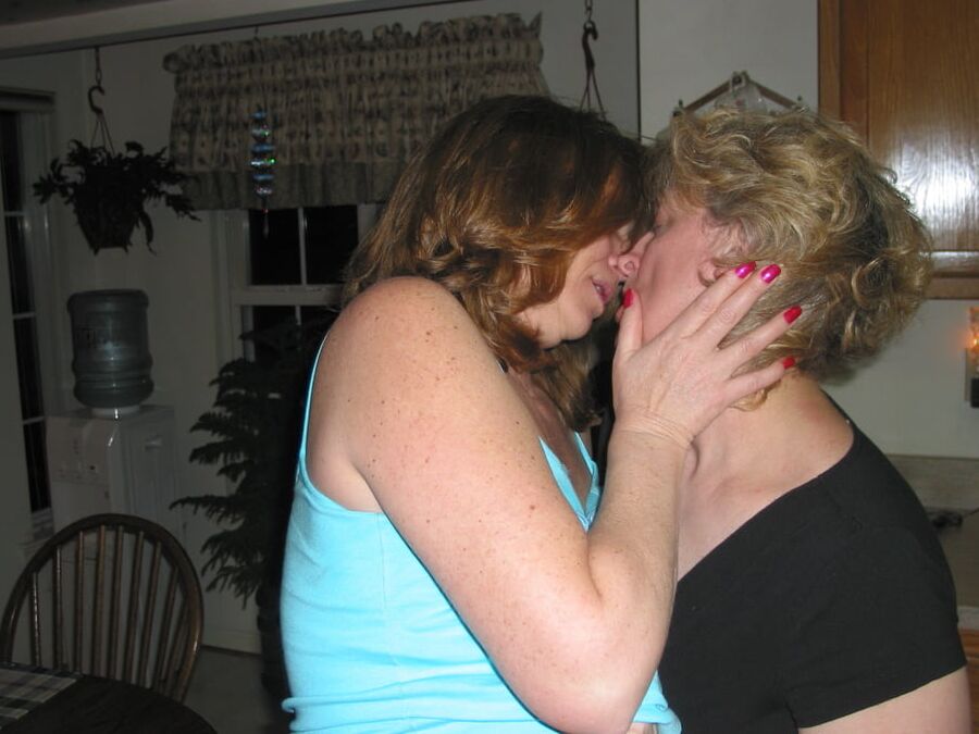 Wives having lesbian sex.
