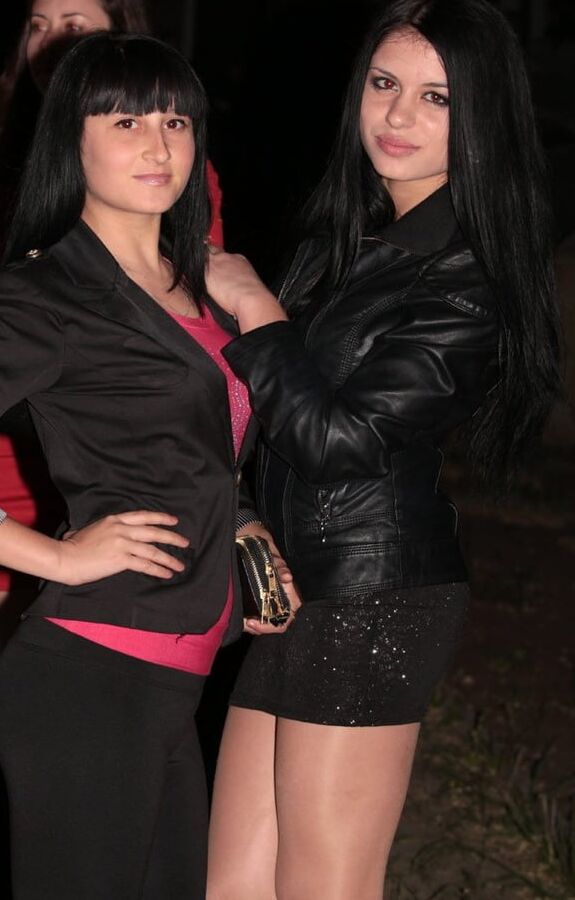 Real Trash Cunts Clubbing in Pantyhose
