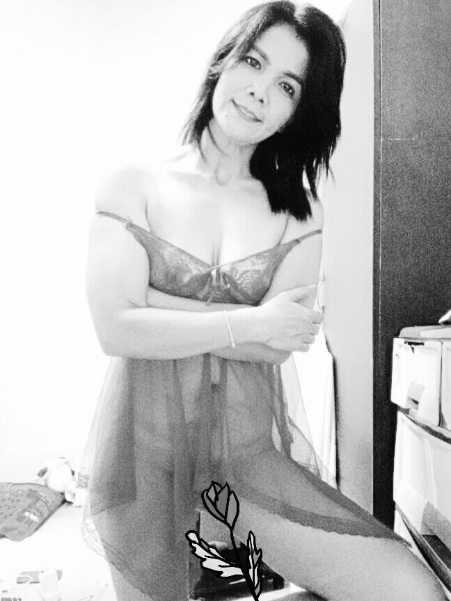 ThaiPhuket MILF Meena_Yimyong