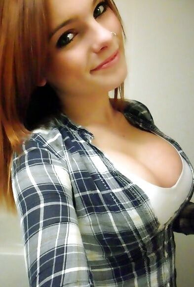 Cleavage pictures sluttyx.com
