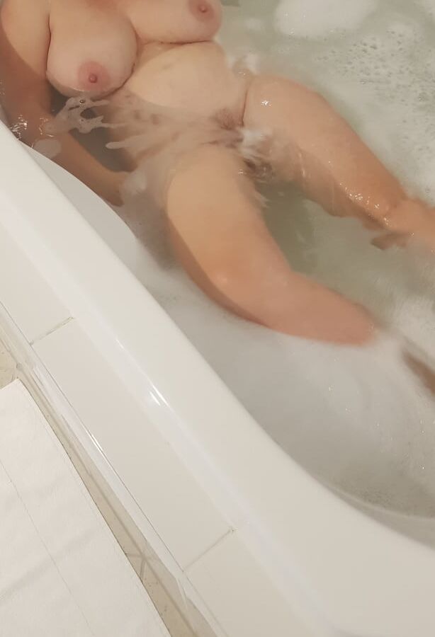 Aussie Milfs Curves