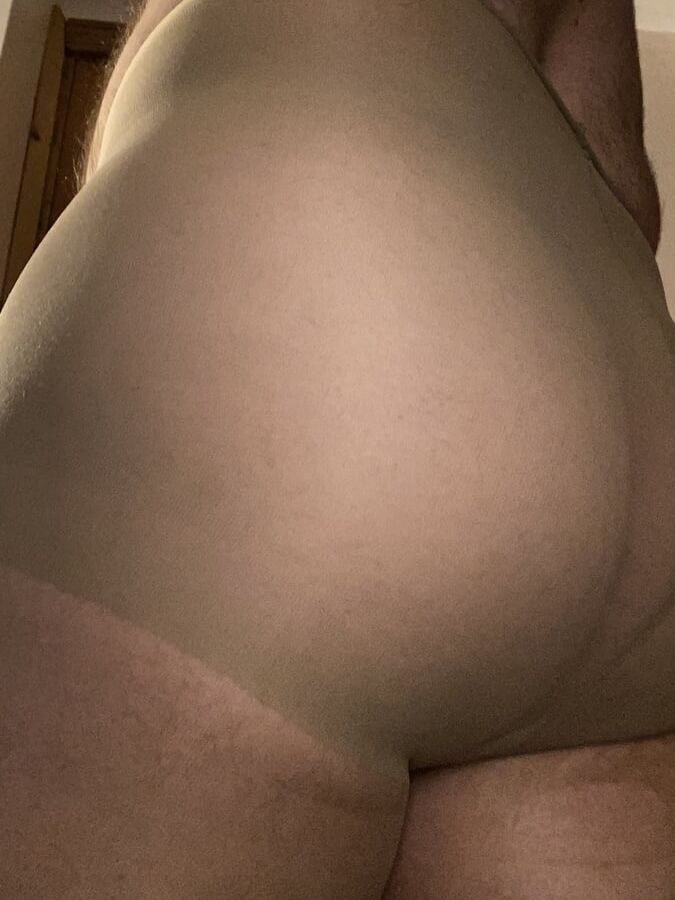 Wearing pantyhose