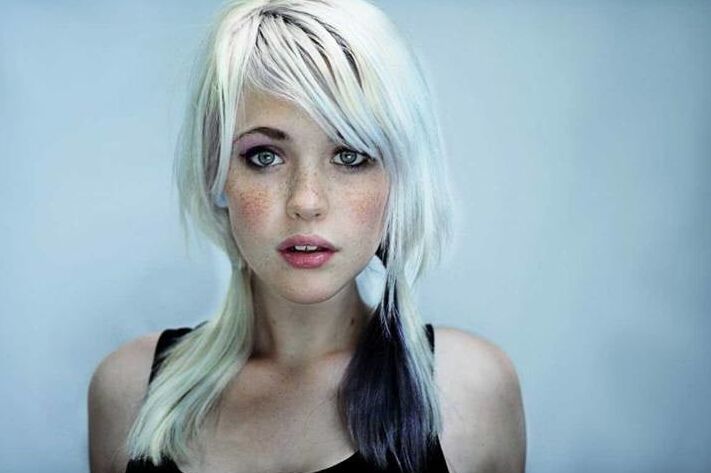 Blonde babes