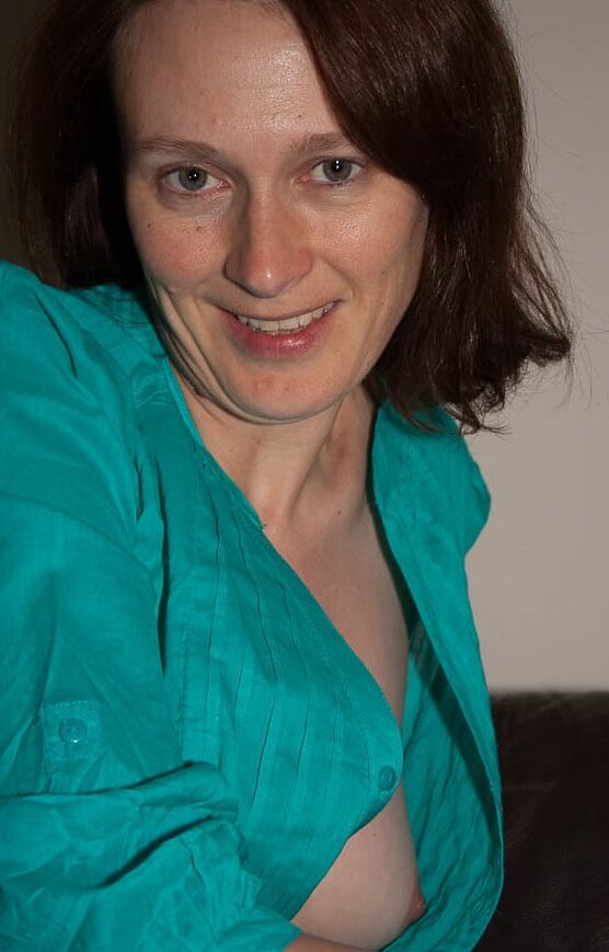 .Welsh wife exposed by hubby