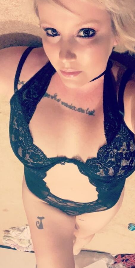 Cute Blonde MILF