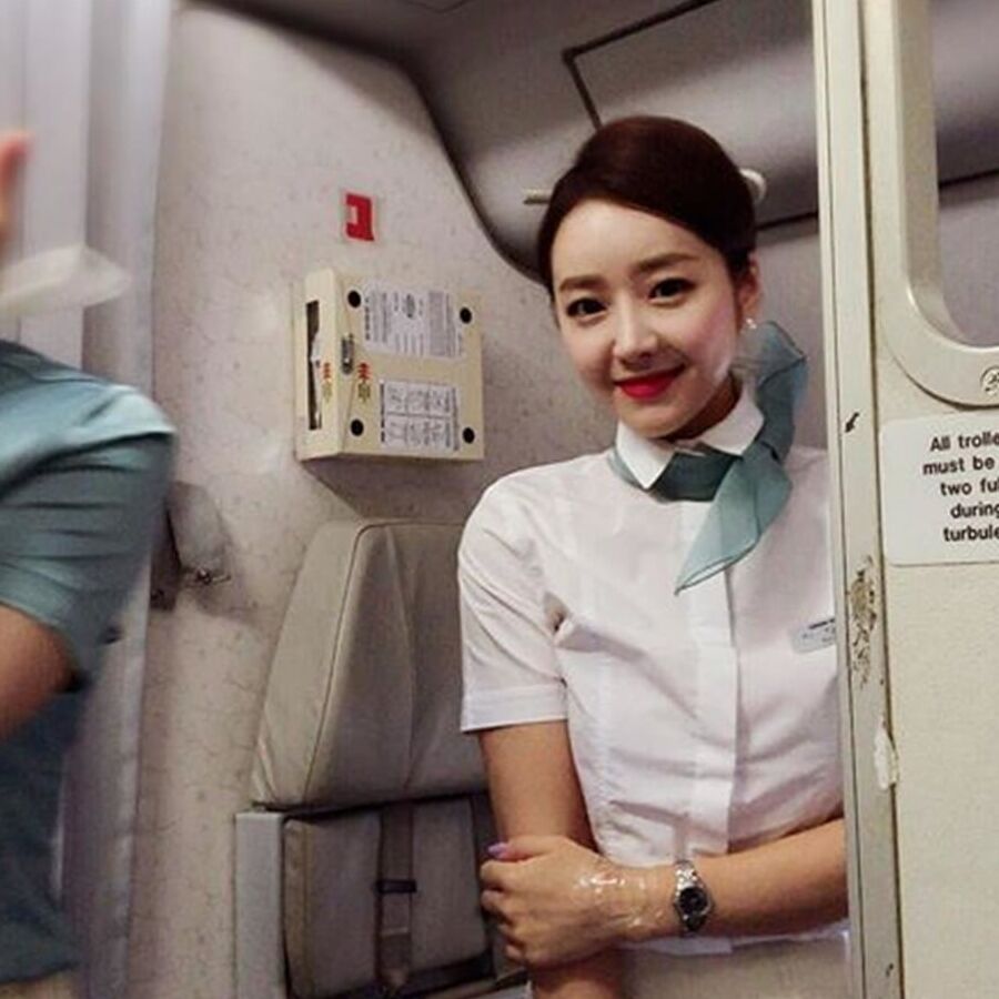 Korean air hostesses