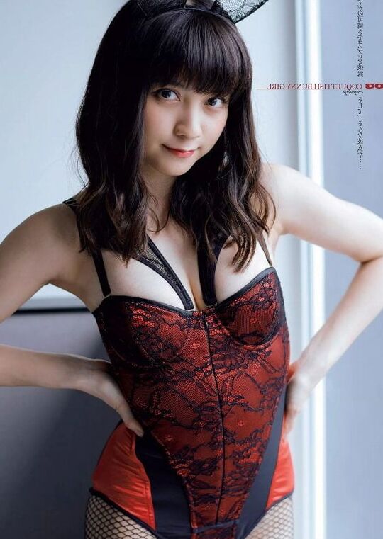 Momotsuki Nashiko - Gravure Model
