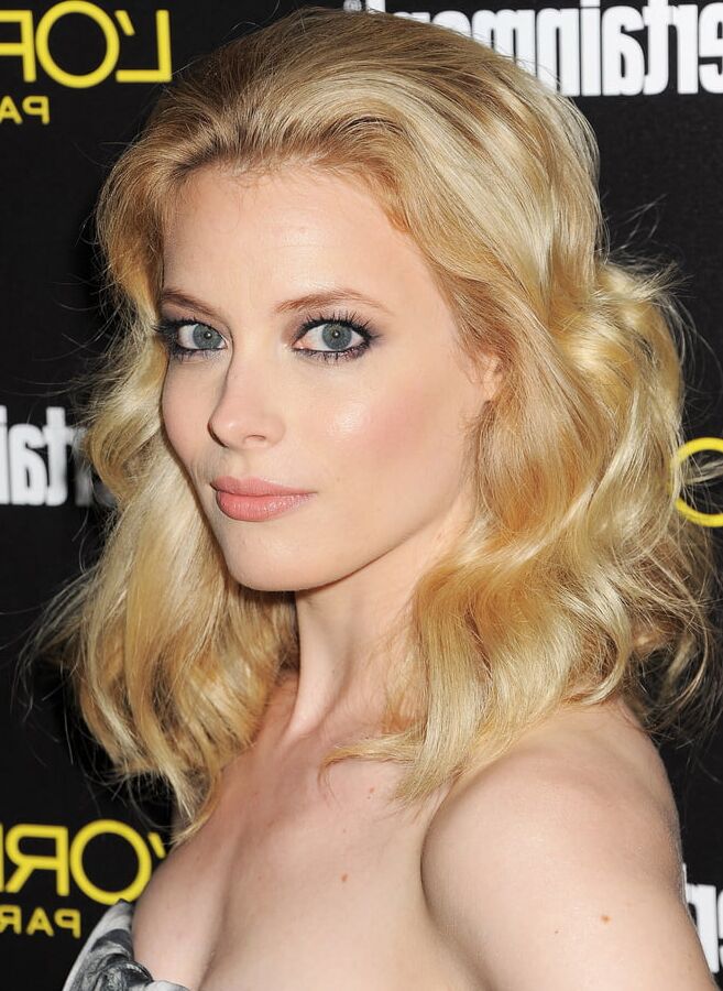 Gillian Jacobs: Finest Pics