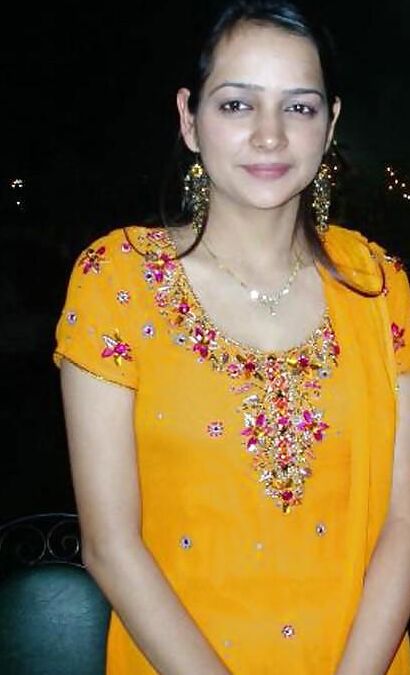 North Indian Bhabhi