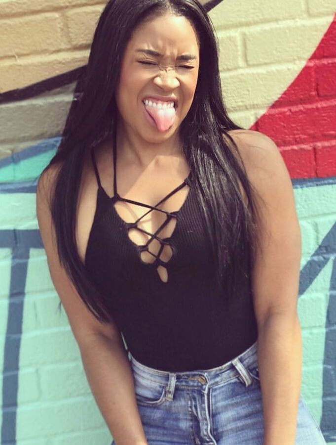 Ariana Andrew Ex WWE Star