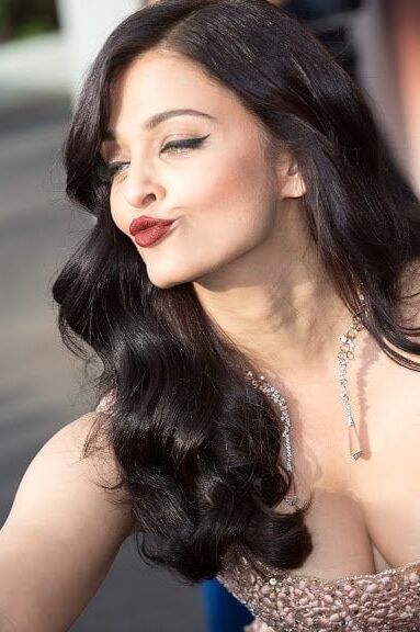 Aishwarya rai sexy fucking hot
