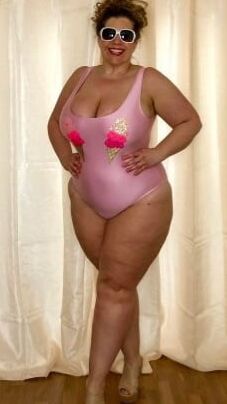 My rd selection of grannies &amp; matures in pink lingerie