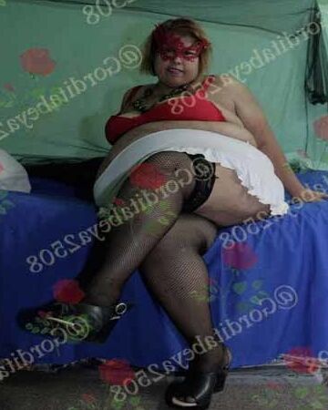 fat legs in lingerie