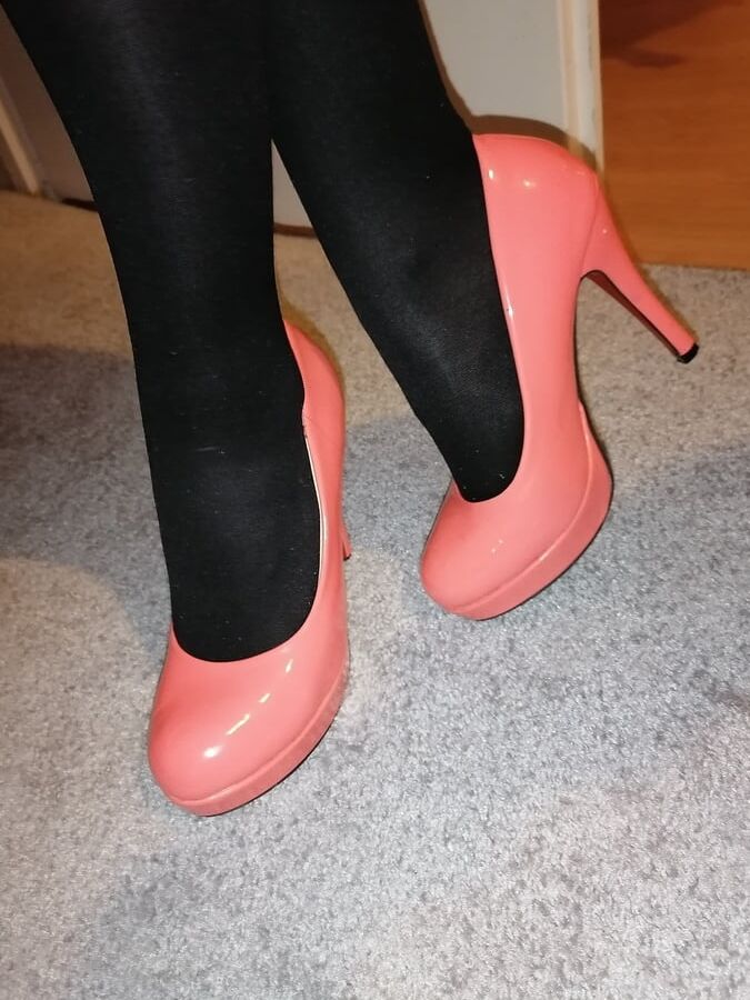 Wife nylon feet