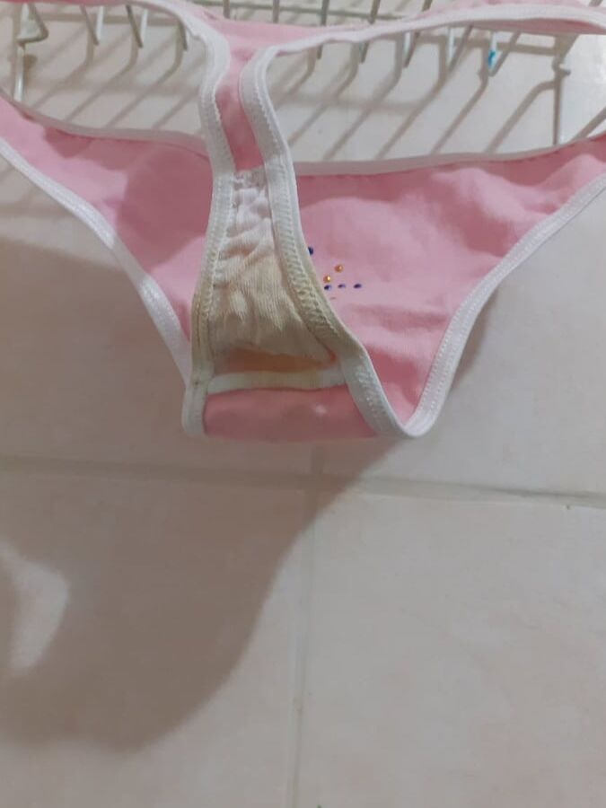 Rich thongs