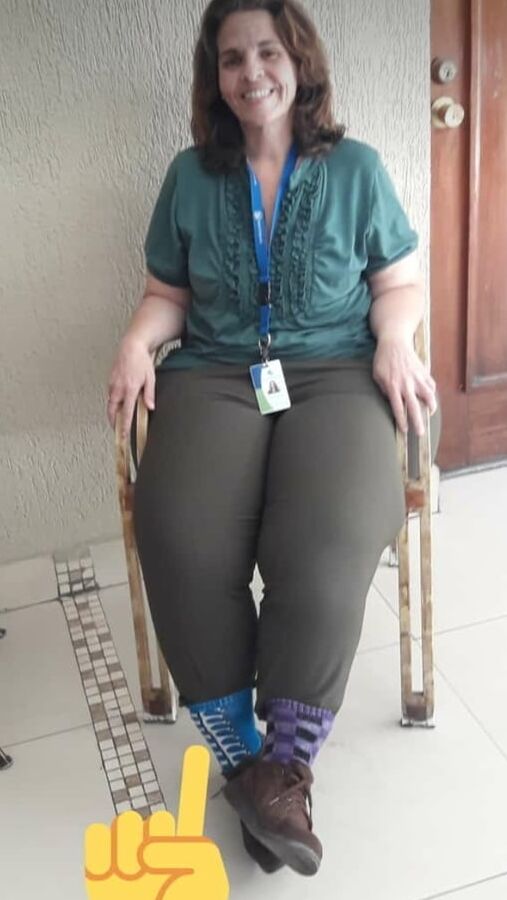 Thick legs Zaida