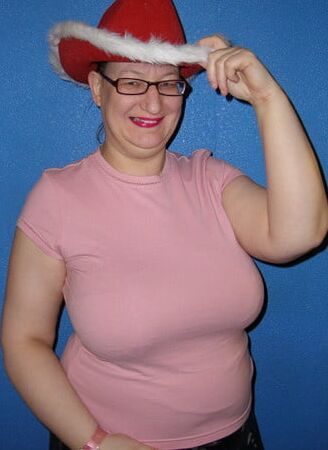 Coroa gostosa ( hot fuckable milf)