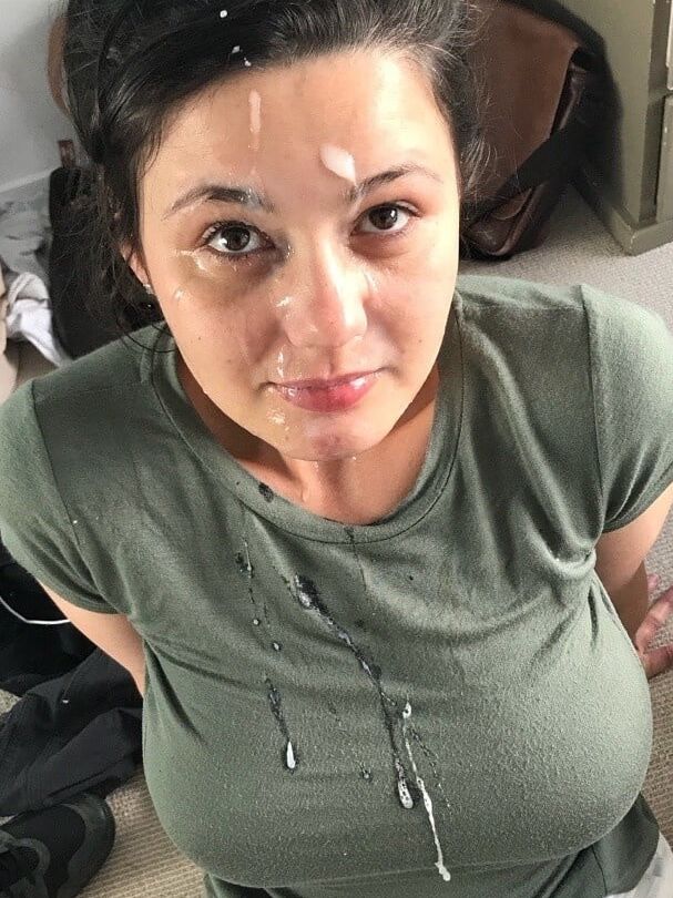 I love Facials &amp; Blowjobs