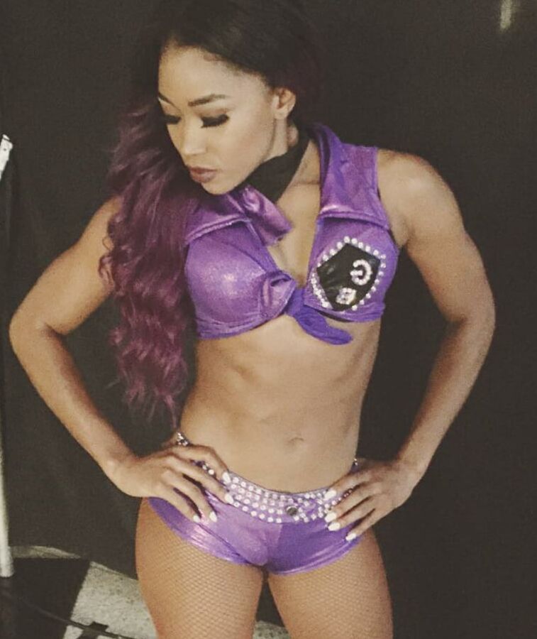 Ariana Andrew Ex WWE Star