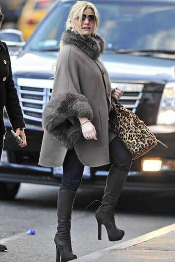 Female Celebrity Boots &amp; Leather - Jessica Simpson