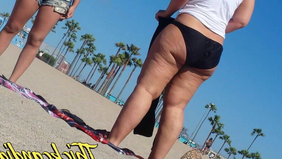 Russian PAWG with Fat Ass thighs and hips Part.