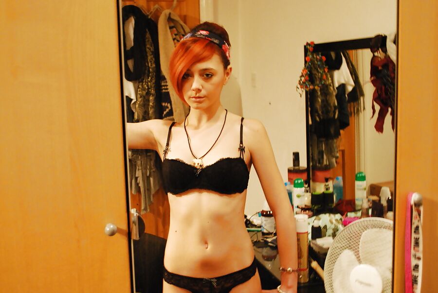 Amateur exposed - Claire