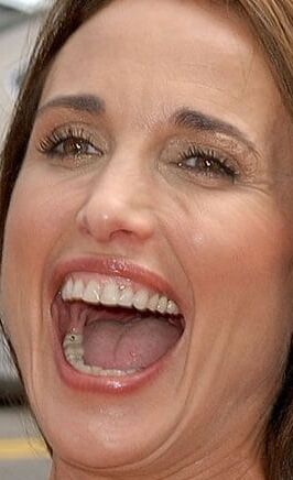 ANDIE MAC DOWELL