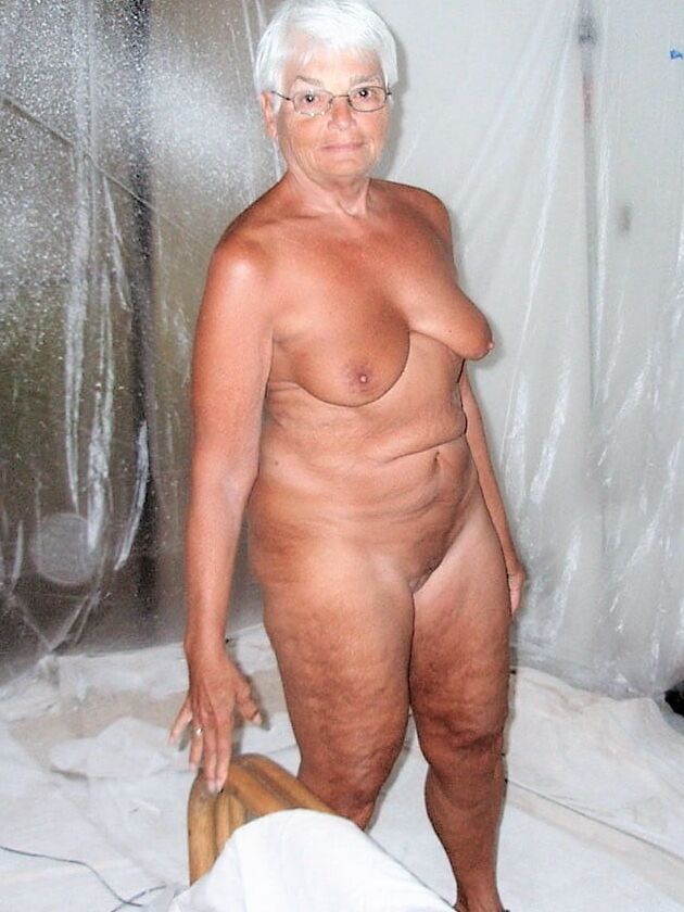 I invite all grannies to get naked