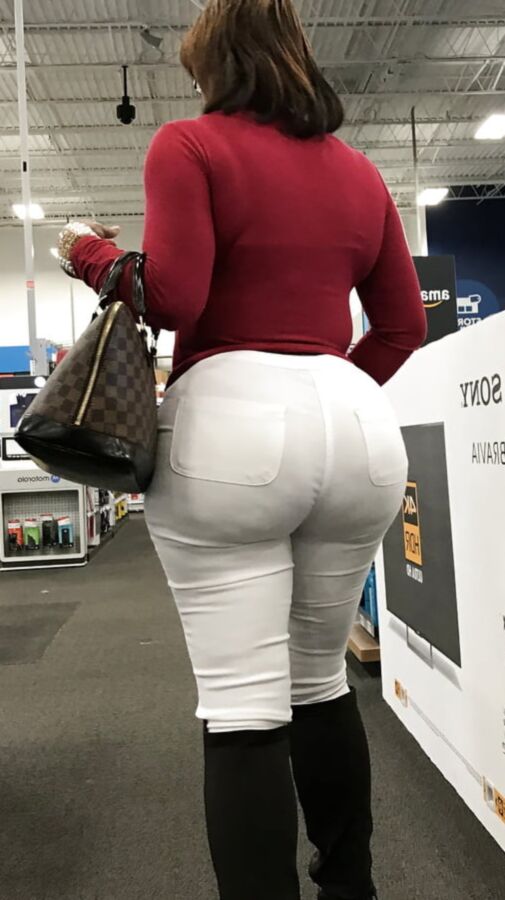 Mature fat ass for fucking