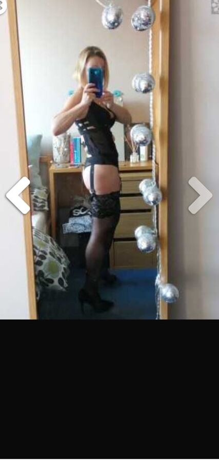 I wish these slags weren&;t my mum so I could wank over her