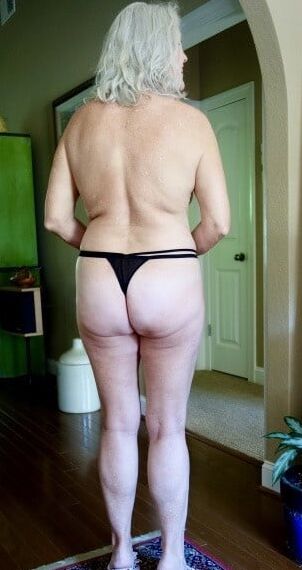 matures in bra and panty front and back