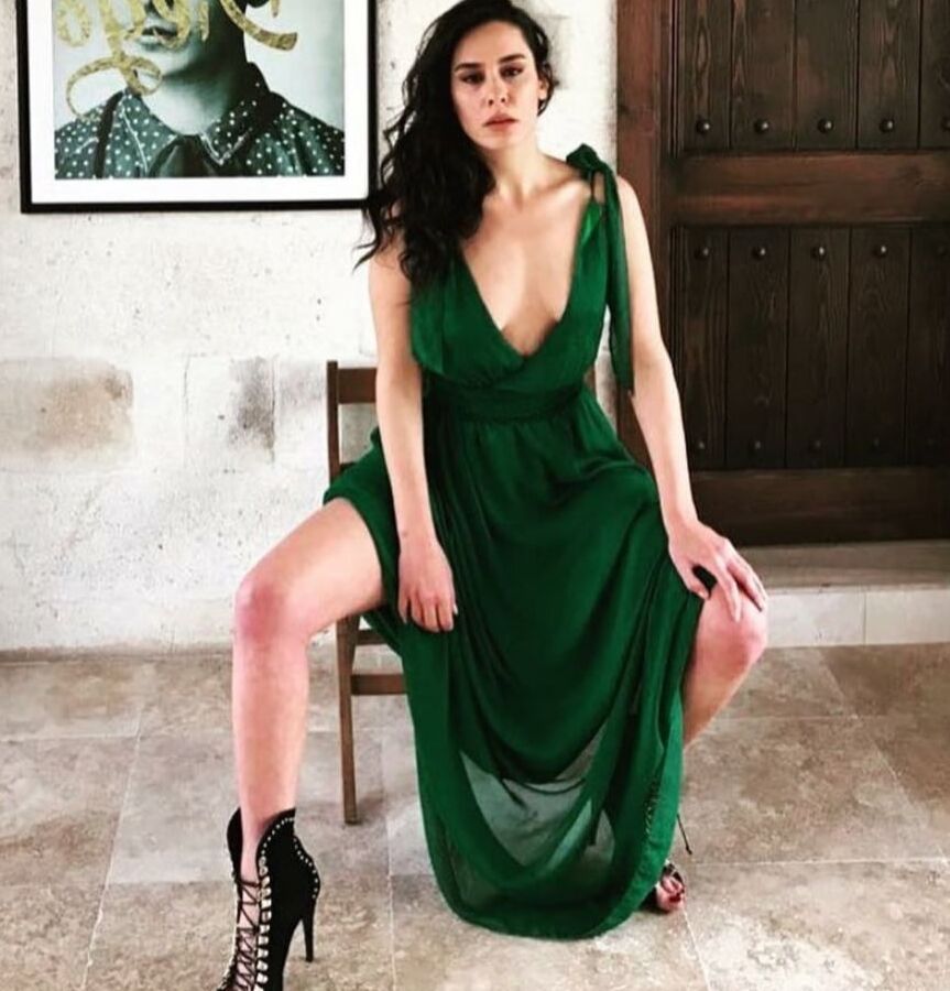 Sexy Turkish Perihan
